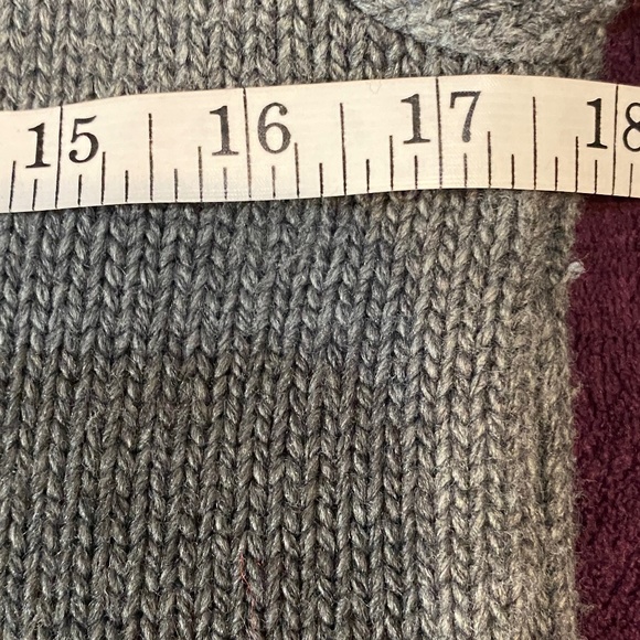 Vintage wool blend sweater/jacket. Bell sleeves. Made in Italy. **S/M** - Picture 10 of 16